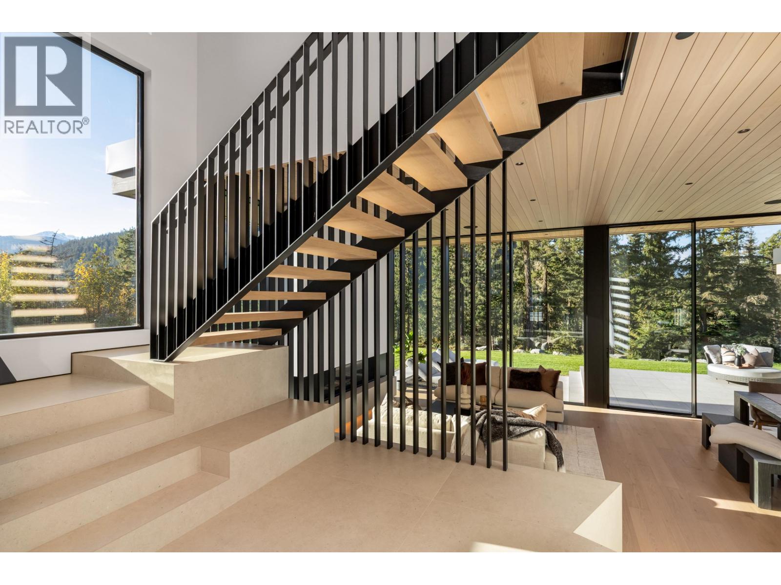 9257 Wedgemount Plateau Drive, Whistler, British Columbia  V8E 1M1 - Photo 3 - R3056791