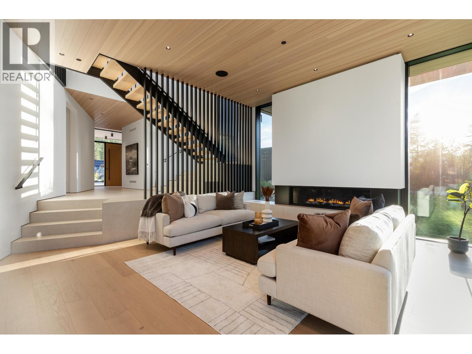 9257 Wedgemount Plateau Drive, Whistler, British Columbia  V8E 1M1 - Photo 5 - R3056791