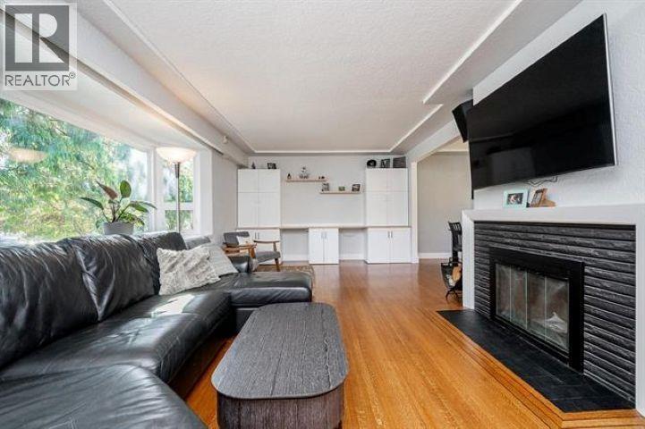 845 Smith Avenue, Coquitlam, British Columbia  V3J 2X4 - Photo 4 - R3056766