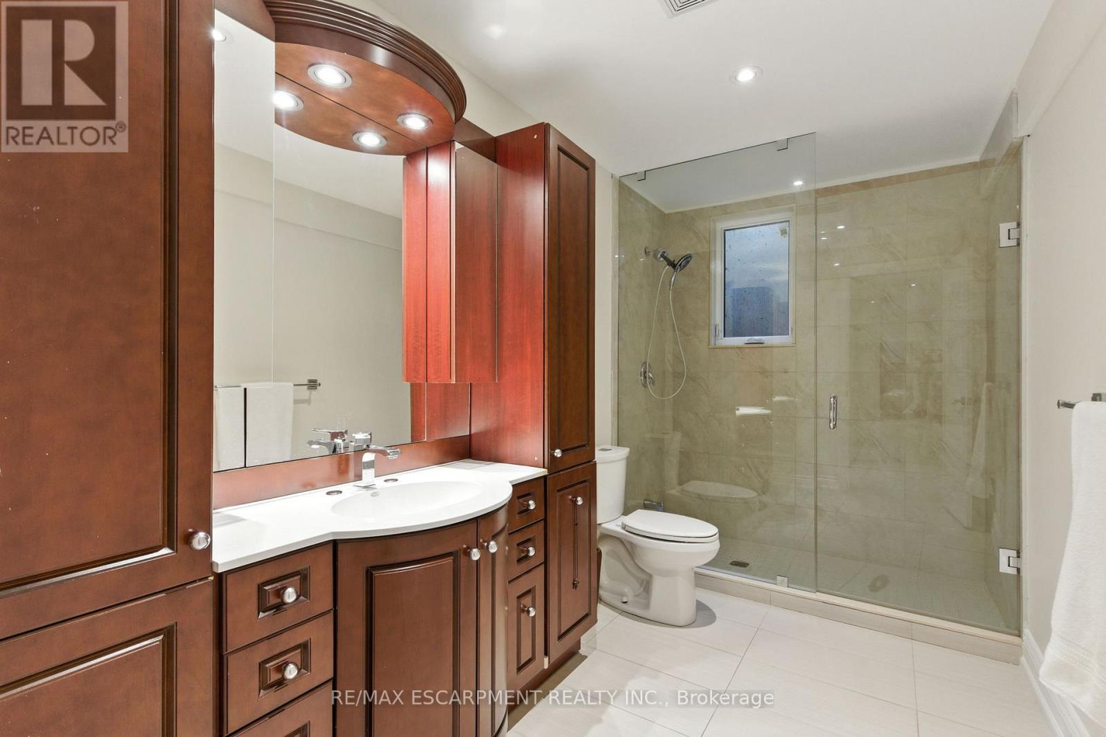 1499 Trotwood Avenue, Mississauga, Ontario  L5G 3Z8 - Photo 44 - W12452461