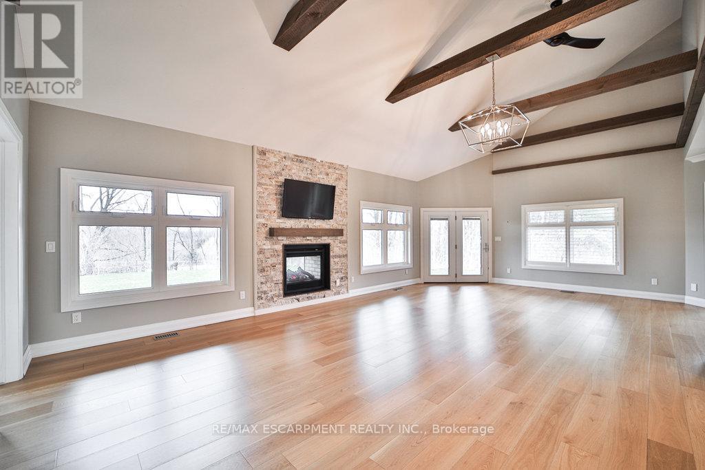 6121 Guelph Line, Burlington, Ontario  L7P 0A6 - Photo 11 - W12452491