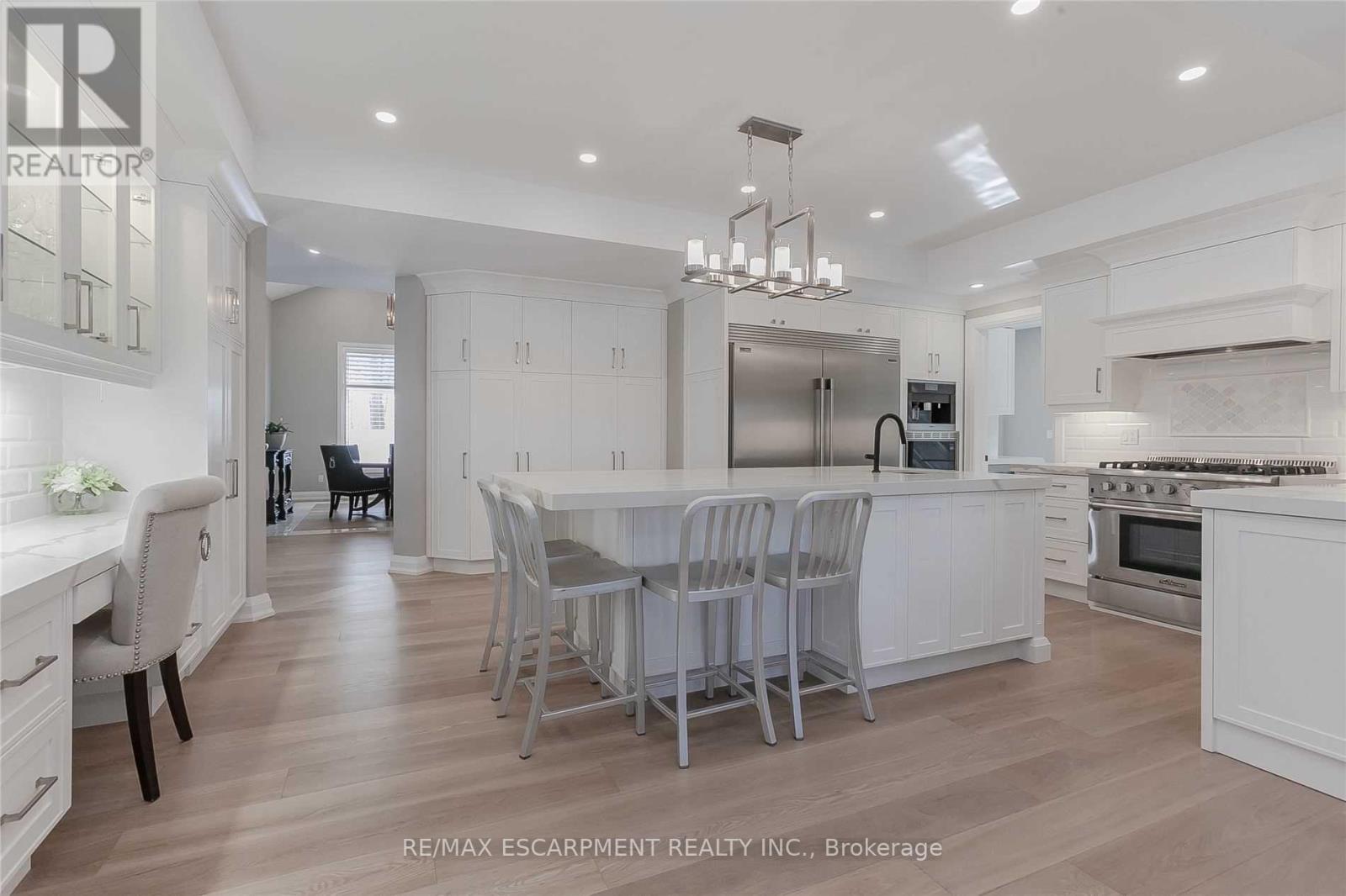 6121 Guelph Line, Burlington, Ontario  L7P 0A6 - Photo 8 - W12452491