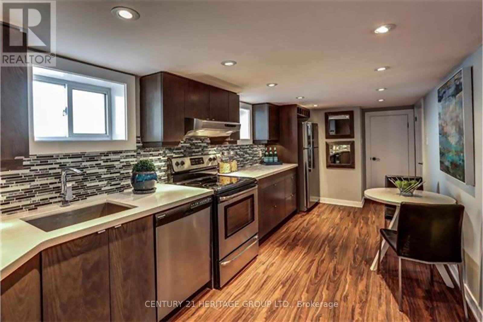 Lower - 38 Ellins Avenue, Toronto, Ontario  M6N 2A5 - Photo 7 - W12452506