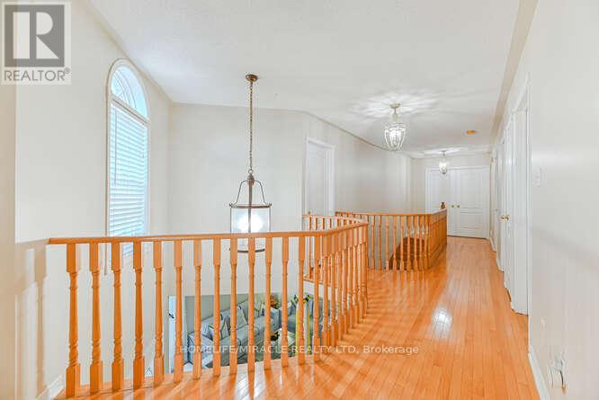 7 Sheepberry Terrace, Brampton, Ontario  L7A 2B6 - Photo 17 - W12452508