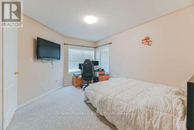7 Sheepberry Terrace, Brampton, Ontario  L7A 2B6 - Photo 30 - W12452508
