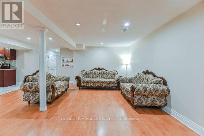 7 Sheepberry Terrace, Brampton, Ontario  L7A 2B6 - Photo 39 - W12452508