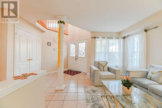 7 Sheepberry Terrace, Brampton, Ontario  L7A 2B6 - Photo 4 - W12452508