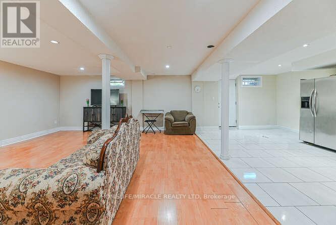 7 Sheepberry Terrace, Brampton, Ontario  L7A 2B6 - Photo 41 - W12452508