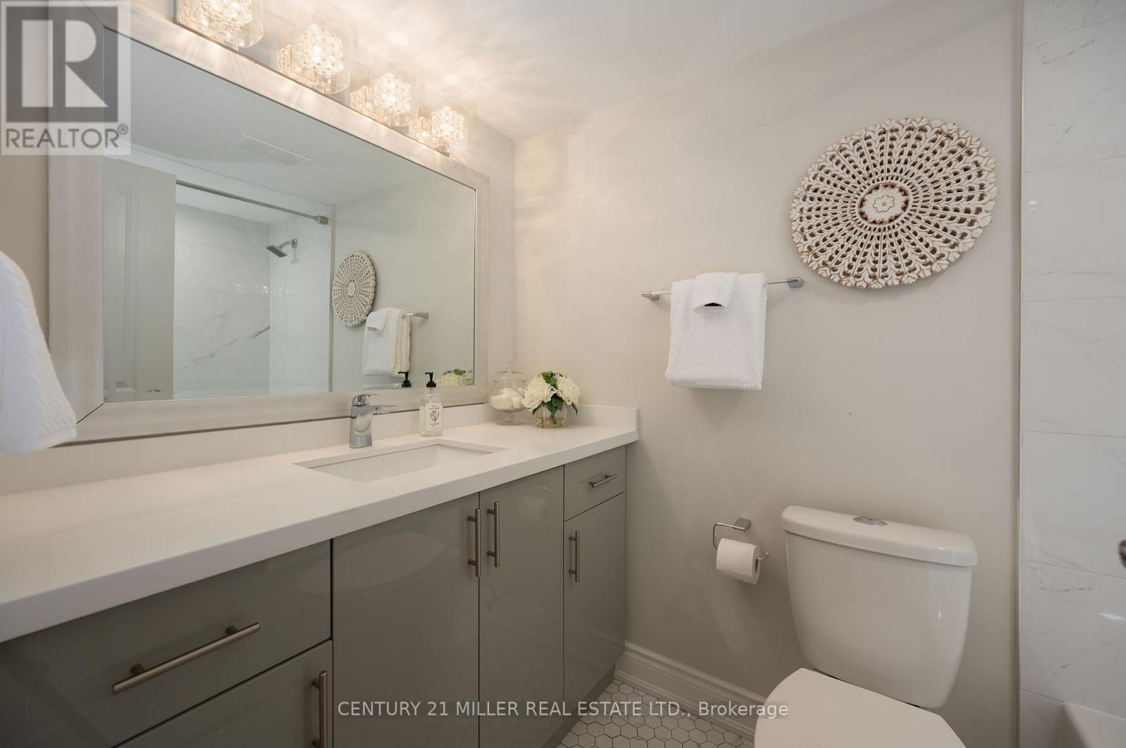 804 - 1359 White Oaks Boulevard, Oakville, Ontario  L6H 2R8 - Photo 20 - W12452515