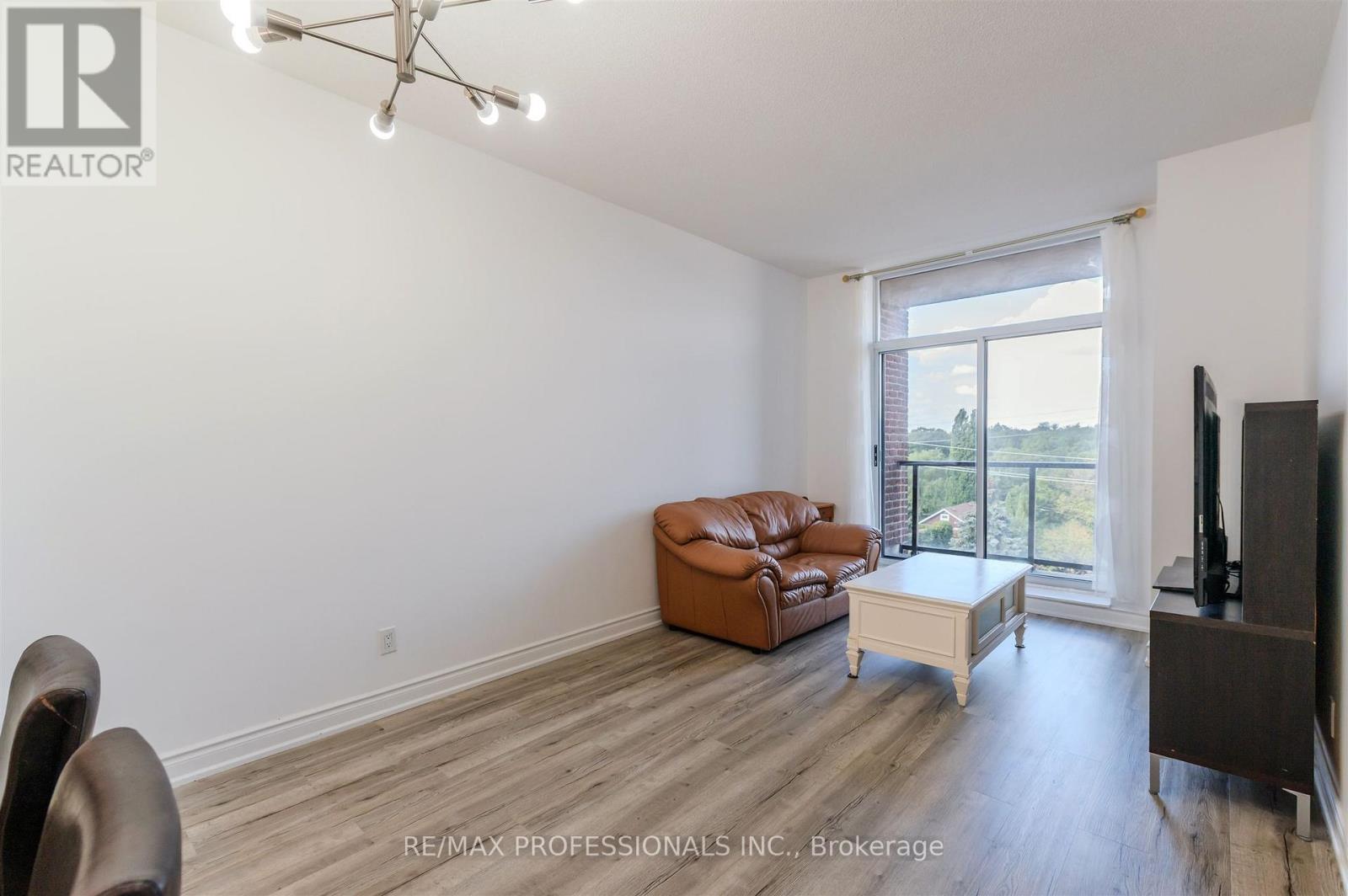 507 - 25 Earlington Avenue, Toronto, Ontario  M8X 3A3 - Photo 11 - W12452516