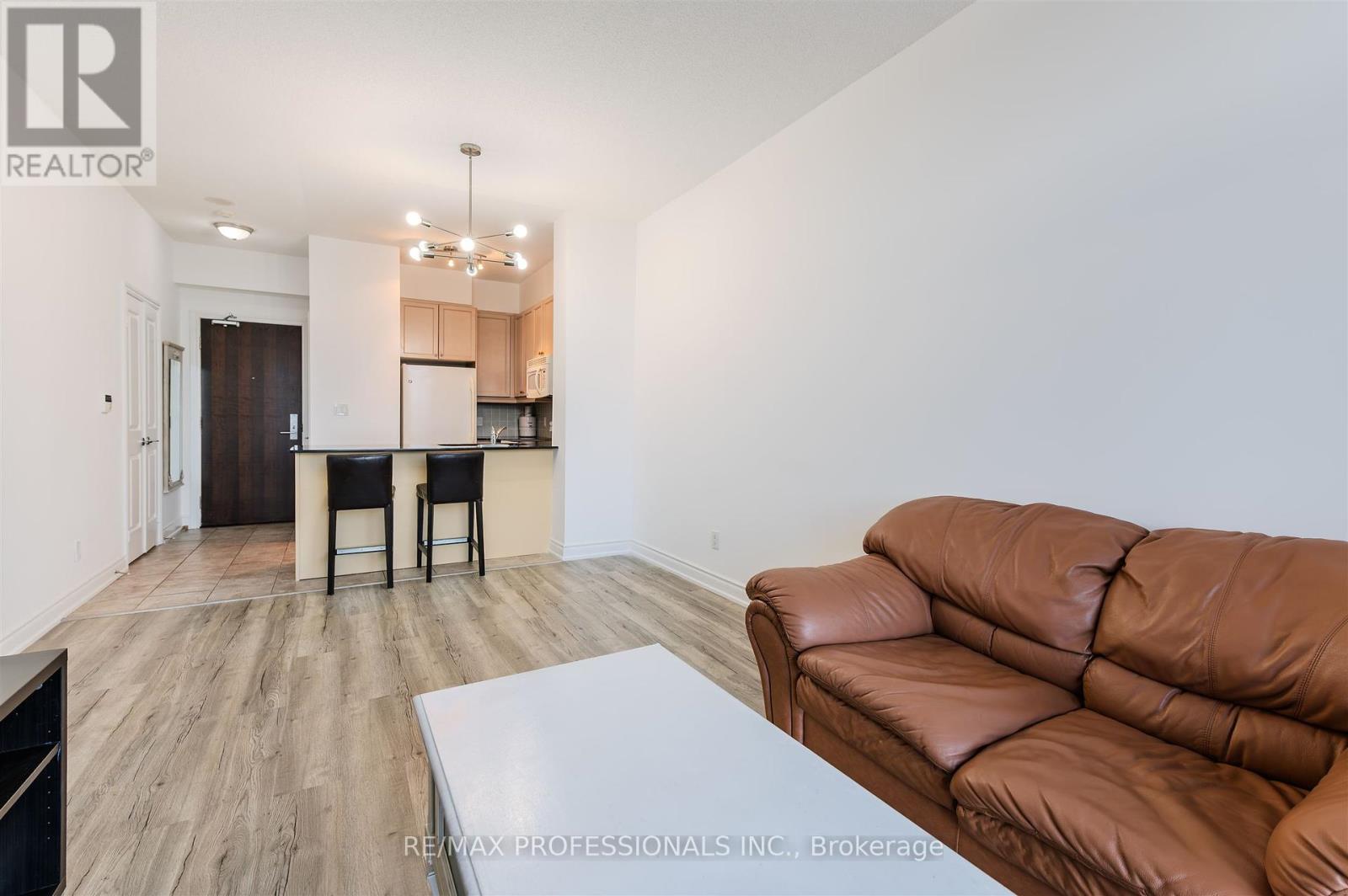 507 - 25 Earlington Avenue, Toronto, Ontario  M8X 3A3 - Photo 14 - W12452516