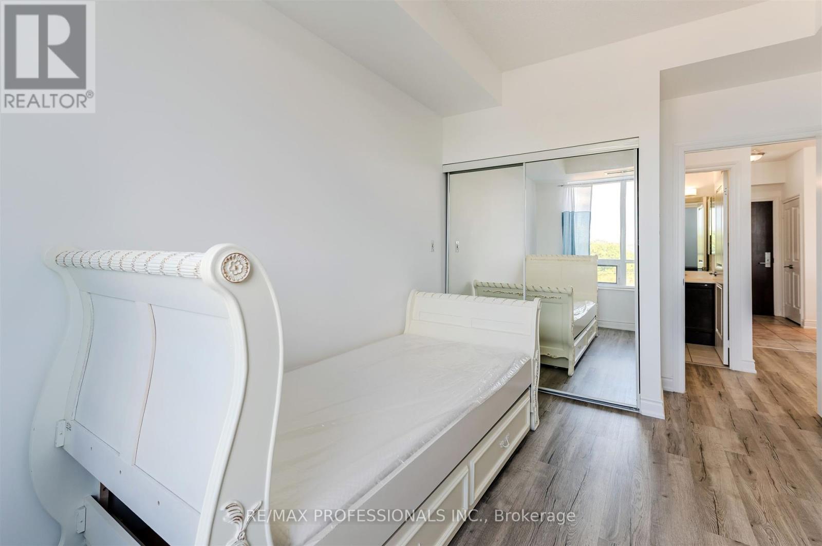 507 - 25 Earlington Avenue, Toronto, Ontario  M8X 3A3 - Photo 16 - W12452516