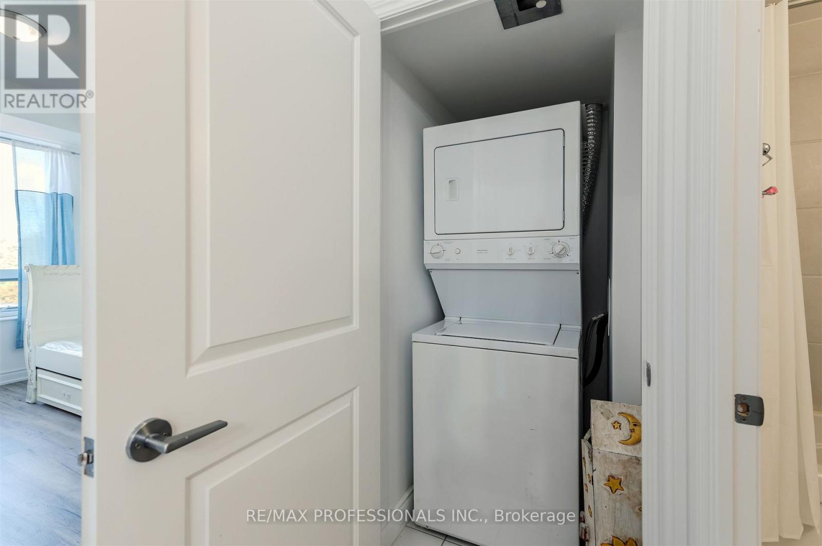 507 - 25 Earlington Avenue, Toronto, Ontario  M8X 3A3 - Photo 20 - W12452516