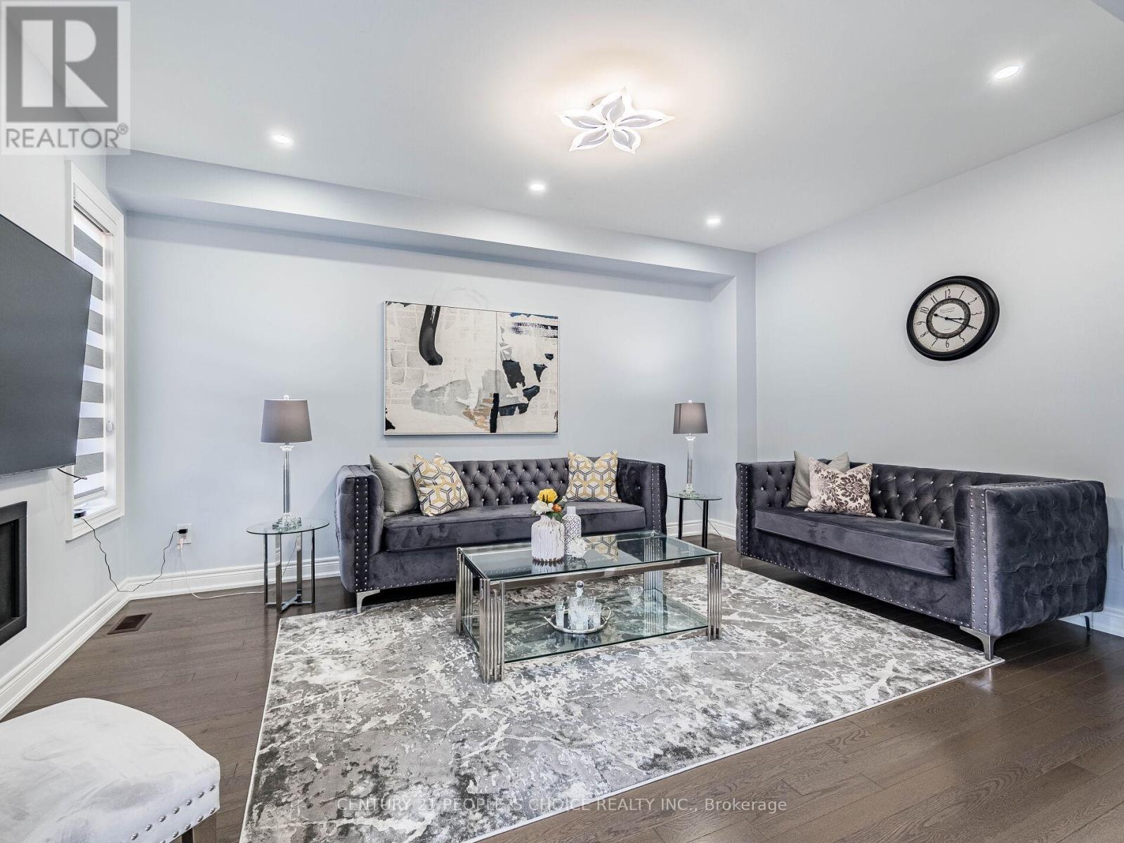 9 Sinatra Street, Brampton, Ontario  L6R 4B1 - Photo 19 - W12452561