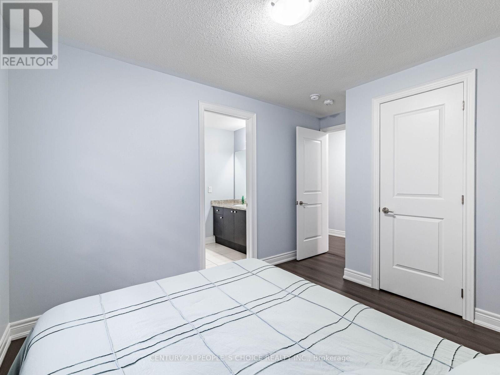 9 Sinatra Street, Brampton, Ontario  L6R 4B1 - Photo 30 - W12452561