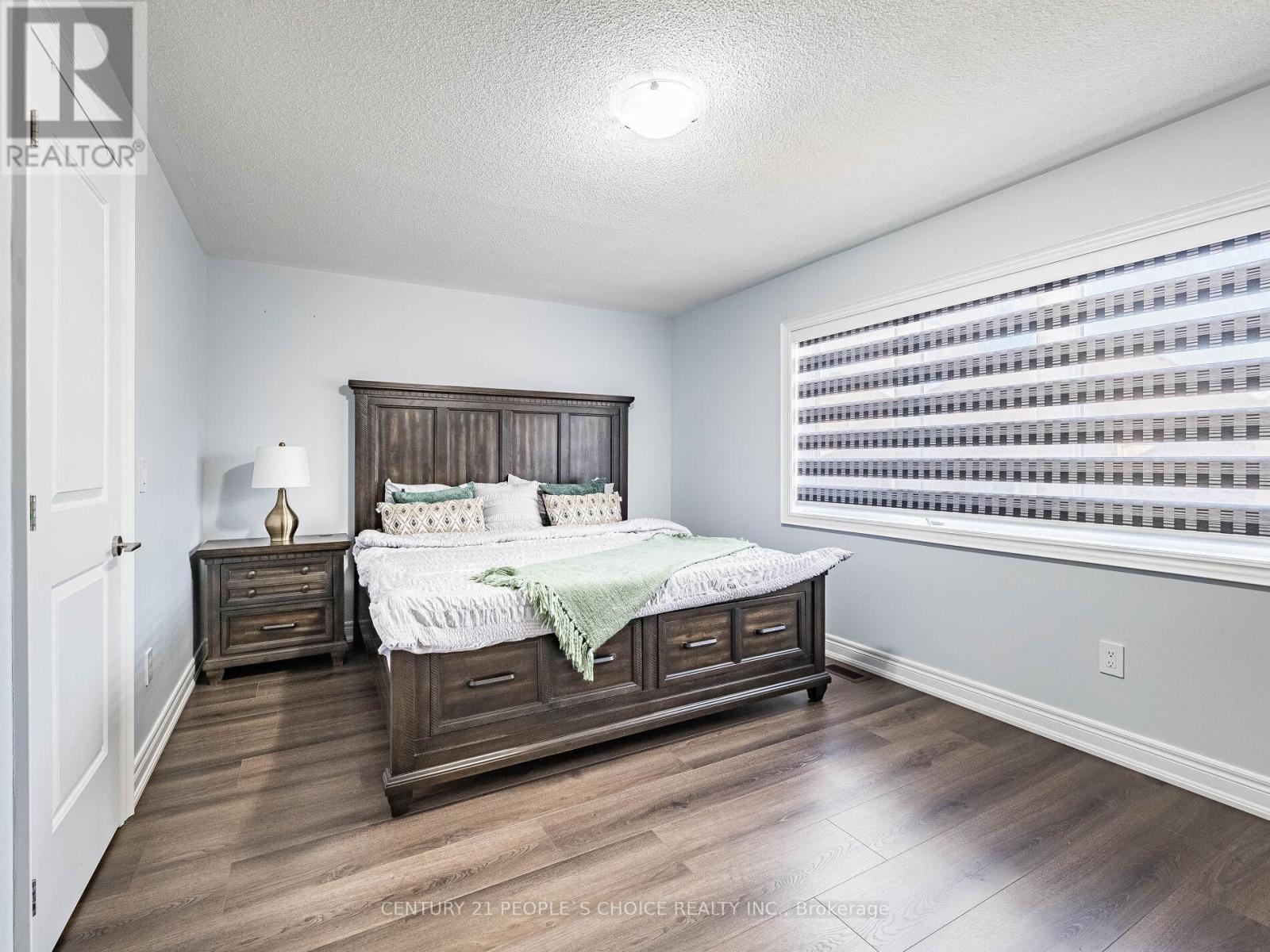 9 Sinatra Street, Brampton, Ontario  L6R 4B1 - Photo 34 - W12452561