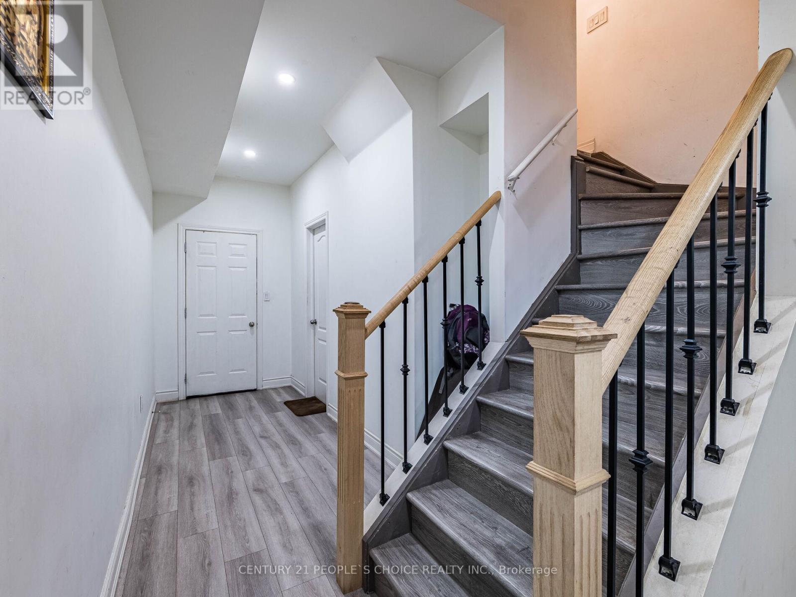 9 Sinatra Street, Brampton, Ontario  L6R 4B1 - Photo 42 - W12452561