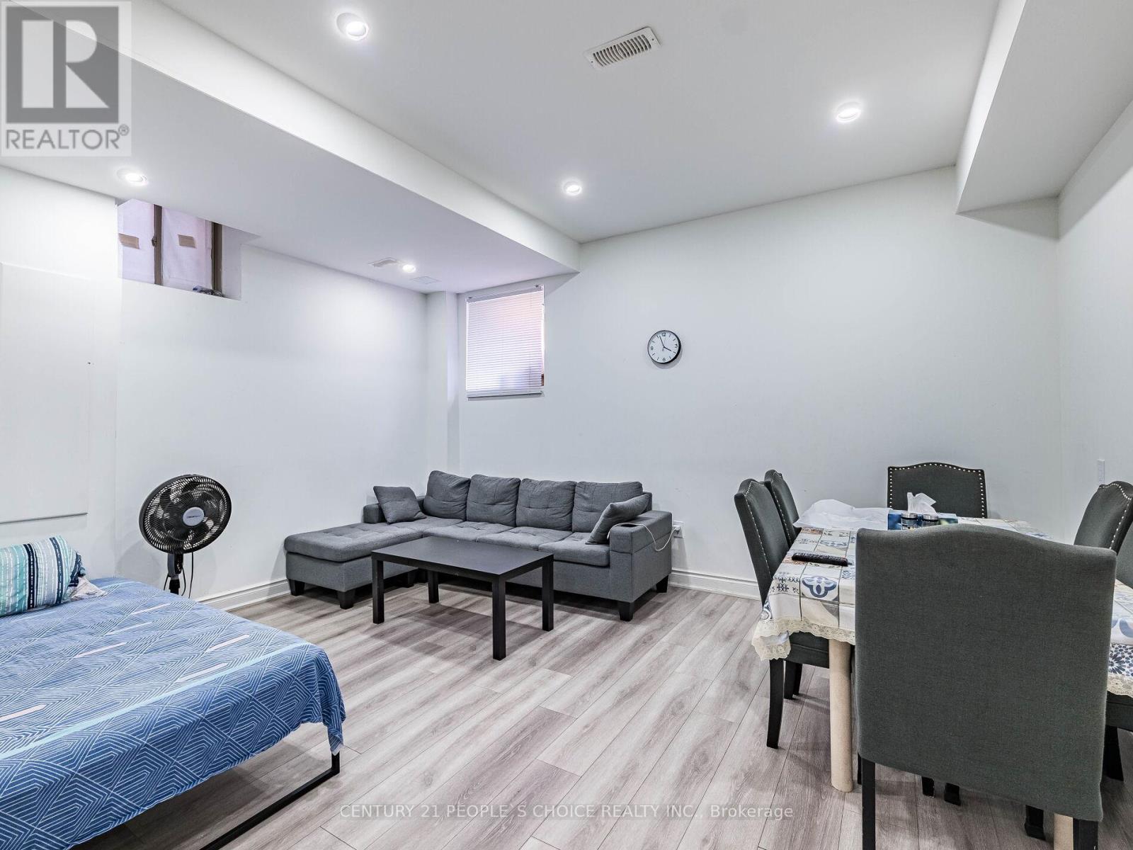 9 Sinatra Street, Brampton, Ontario  L6R 4B1 - Photo 44 - W12452561