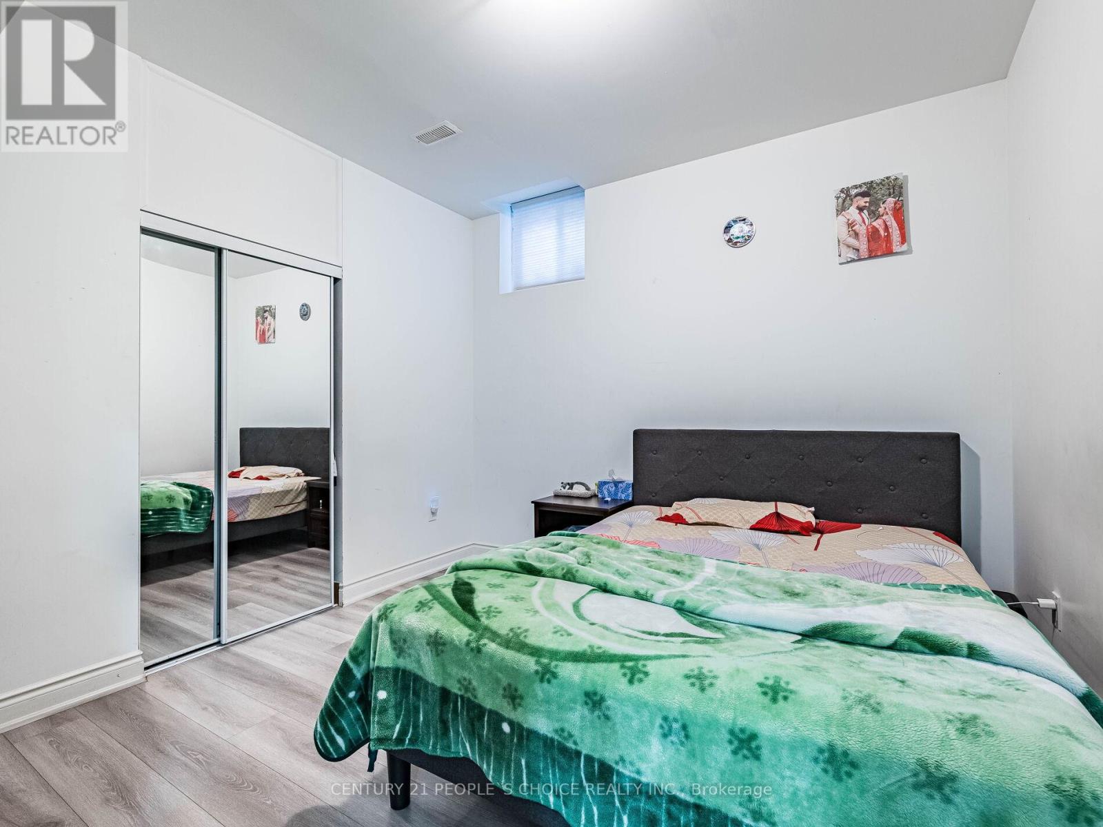 9 Sinatra Street, Brampton, Ontario  L6R 4B1 - Photo 47 - W12452561