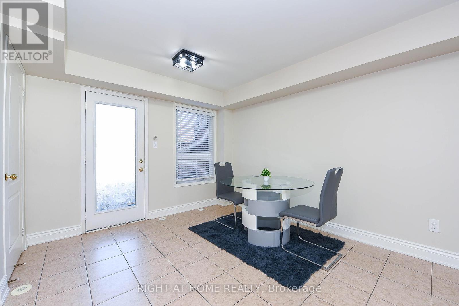 13 - 3335 Thomas Street, Mississauga, Ontario  L5M 0N7 - Photo 15 - W12452564