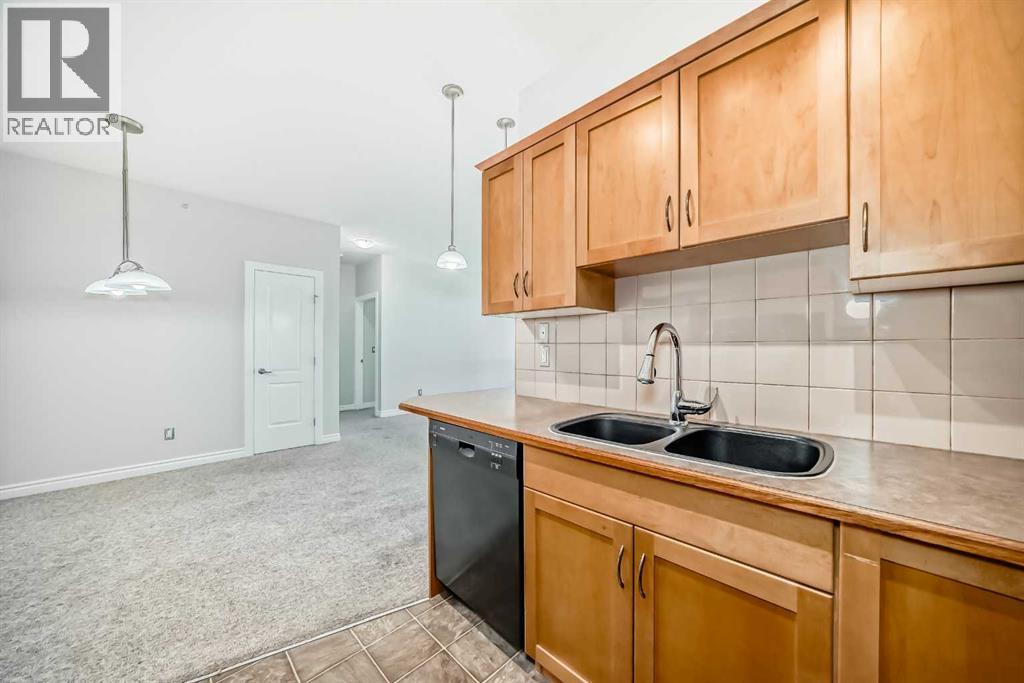 418, 3111 34 Avenue Nw, Calgary, Alberta  T2L 0Y2 - Photo 3 - A2262853