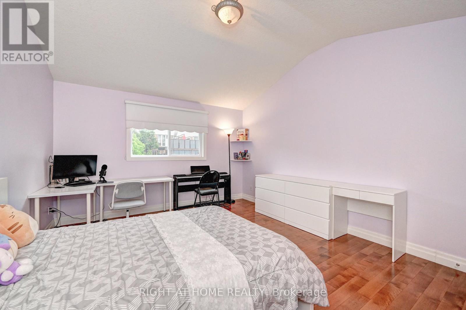 653 Rhine Fall Drive, Waterloo, Ontario  N2V 2S8 - Photo 35 - X12452432