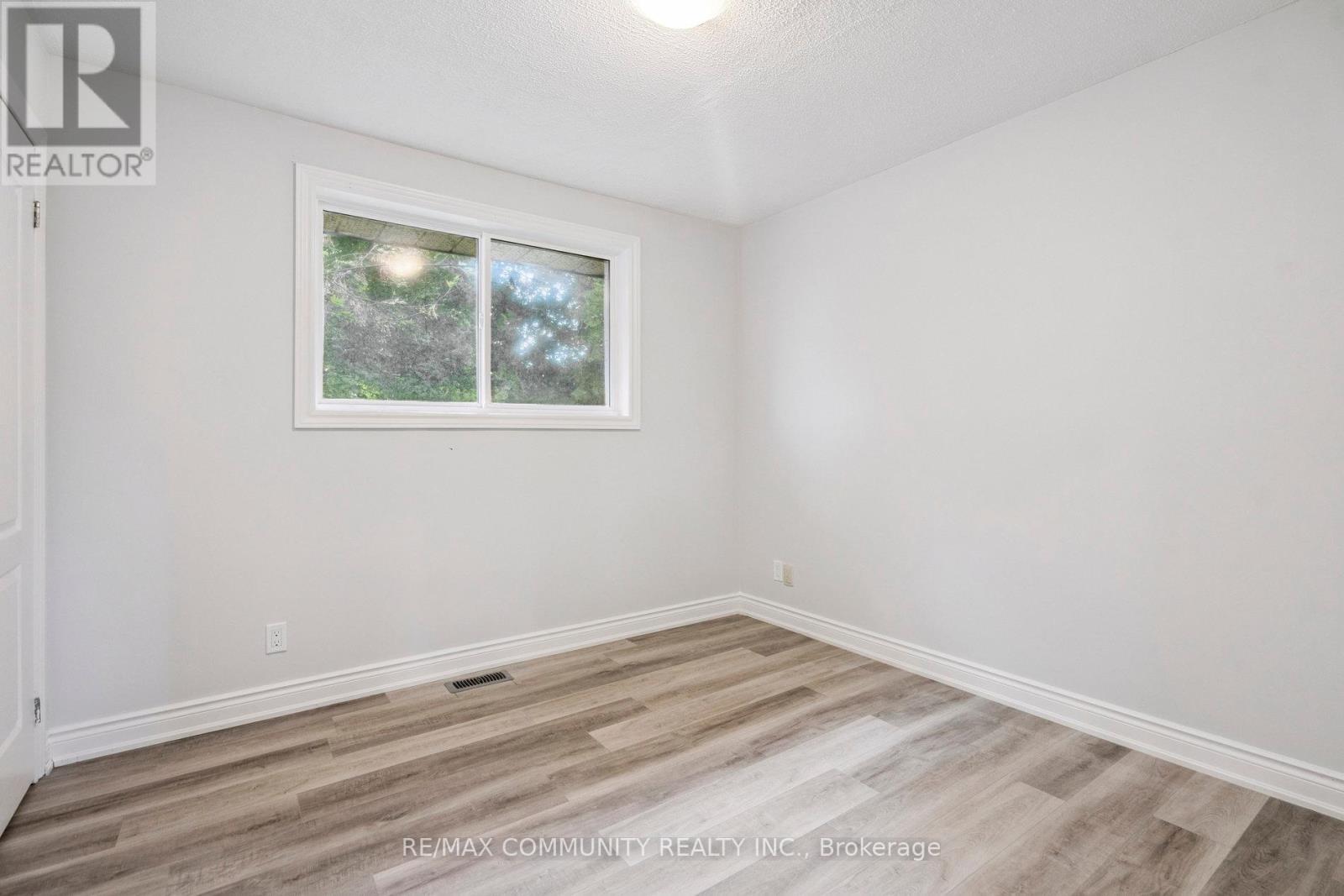 1718 Hwy 6, Hamilton, Ontario  L8N 2Z7 - Photo 19 - X12452447