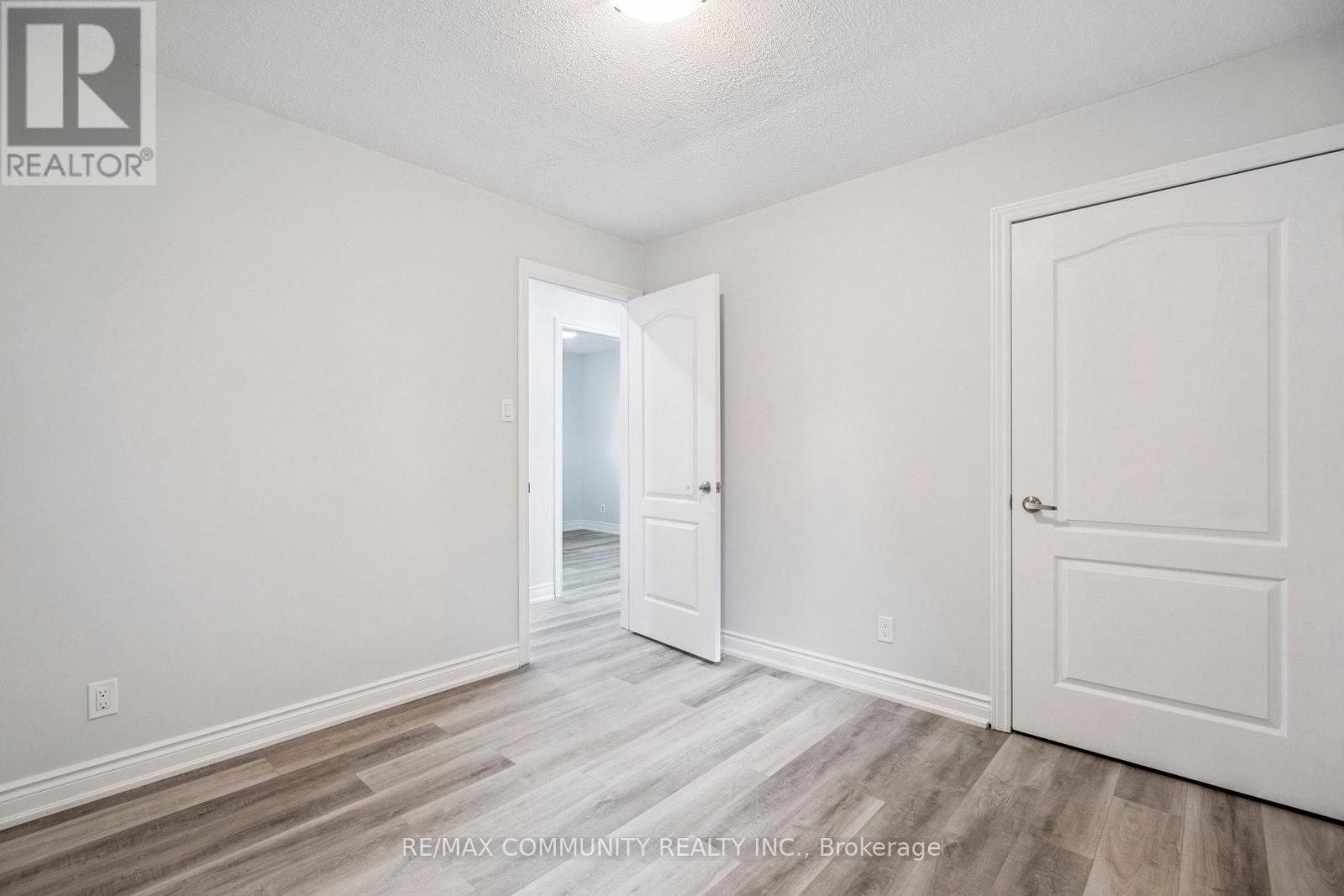 1718 Hwy 6, Hamilton, Ontario  L8N 2Z7 - Photo 20 - X12452447