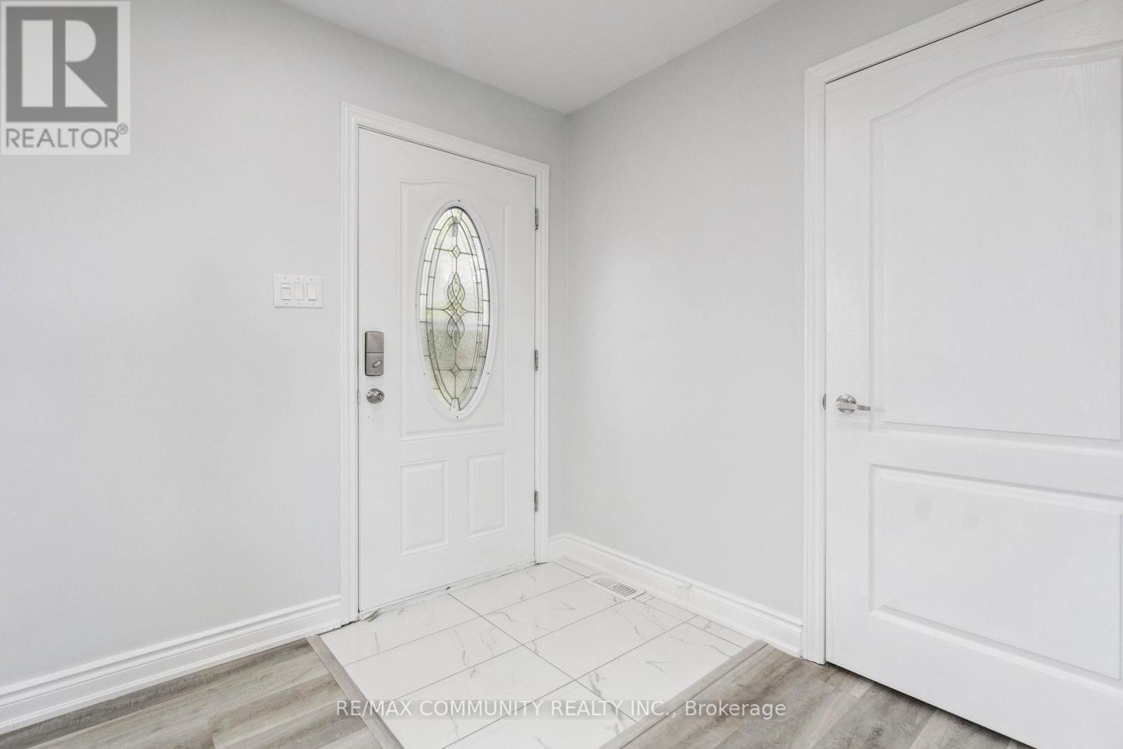 1718 Hwy 6, Hamilton, Ontario  L8N 2Z7 - Photo 6 - X12452447