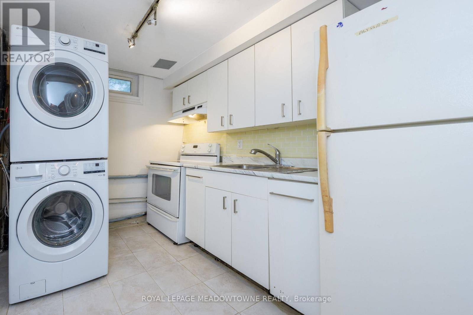 21 Briarlea Road, Guelph, Ontario  N1G 3H4 - Photo 30 - X12452478