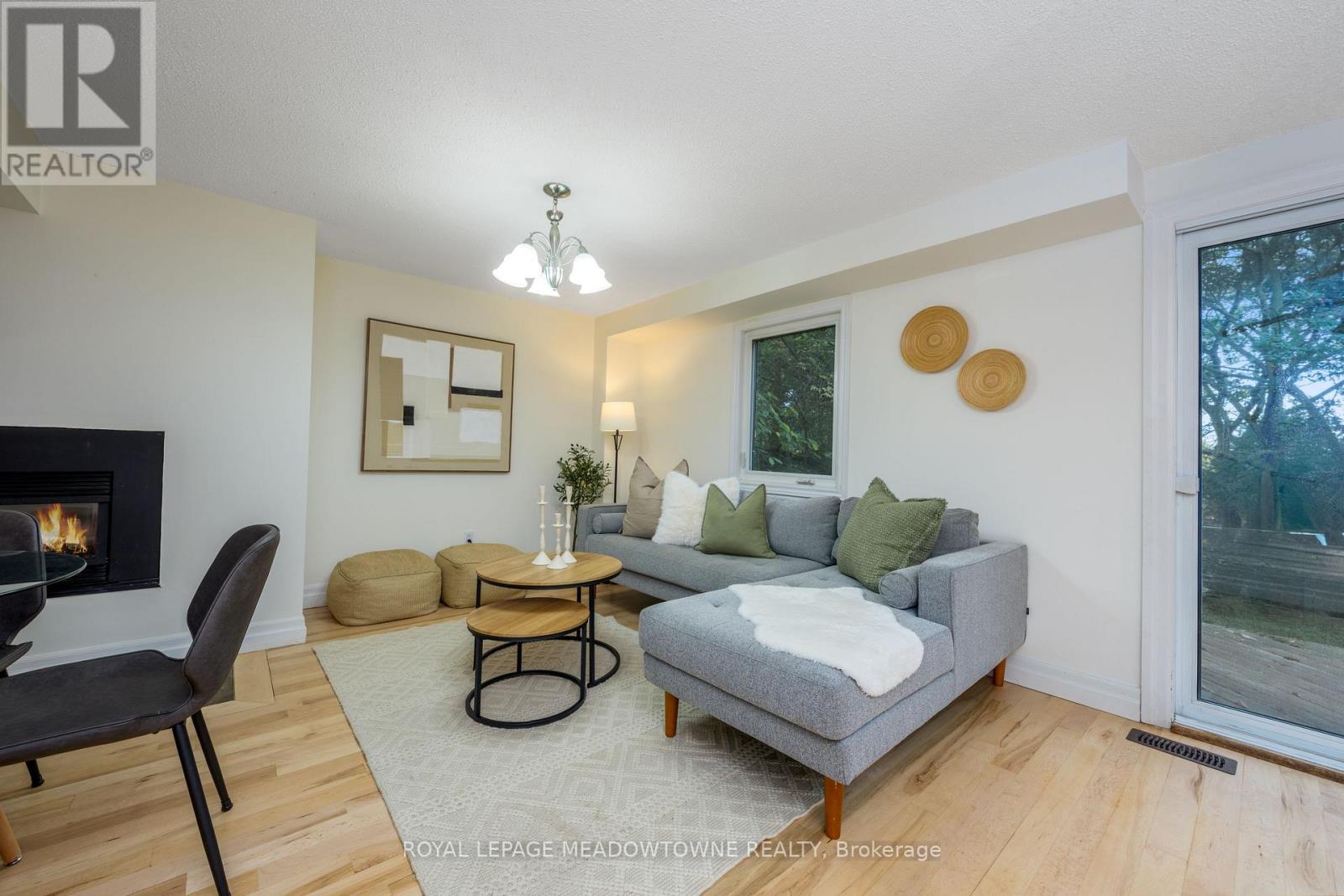 21 Briarlea Road, Guelph, Ontario  N1G 3H4 - Photo 8 - X12452478