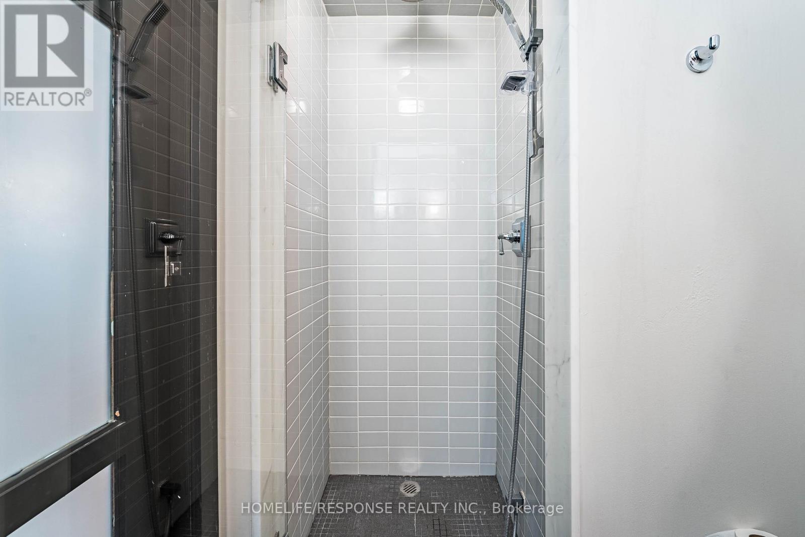 24 Irwin Avenue, Toronto, Ontario  M4Y 1L2 - Photo 35 - C12452607
