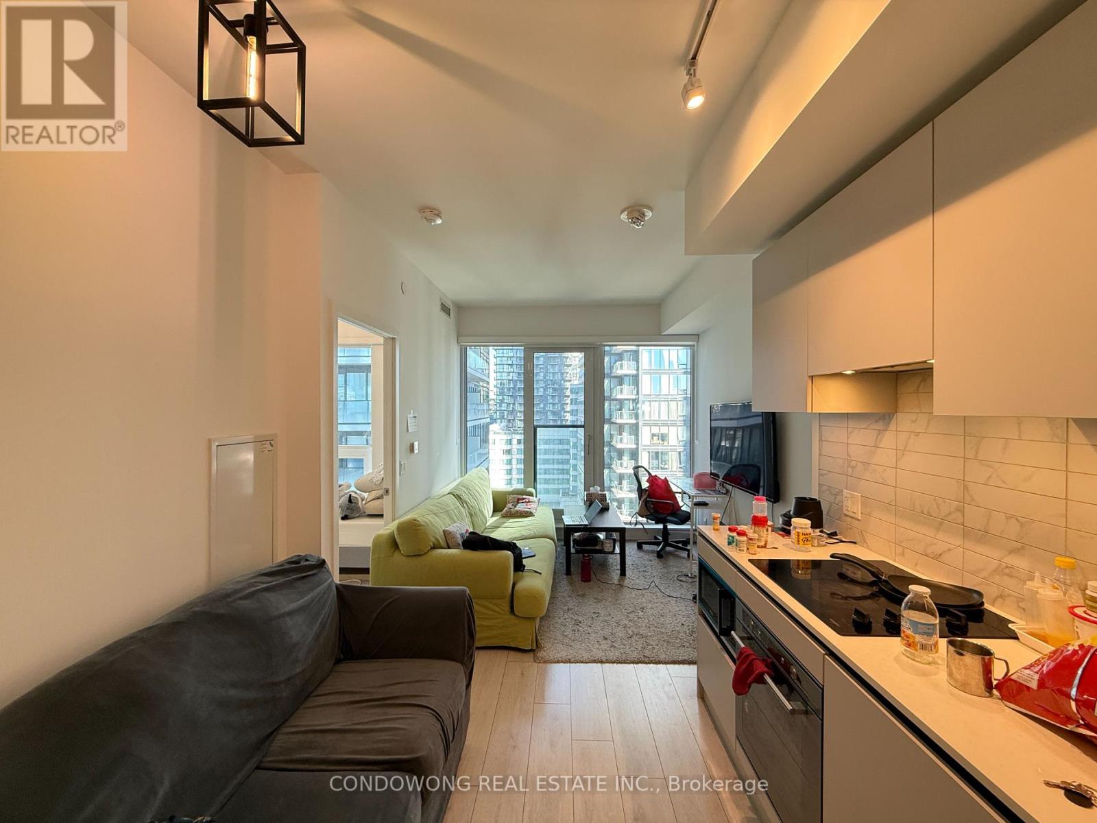 2207 - 55 MERCER STREET, Toronto, Ontario