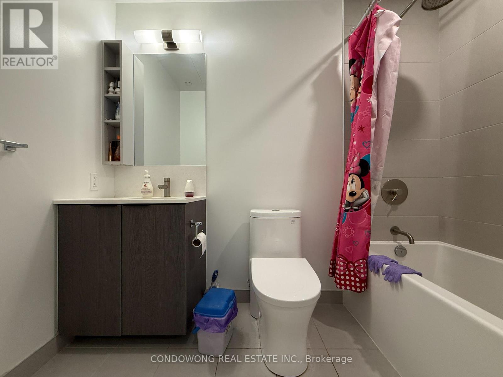 2207 - 55 Mercer Street, Toronto, Ontario  M5V 0W4 - Photo 10 - C12452625