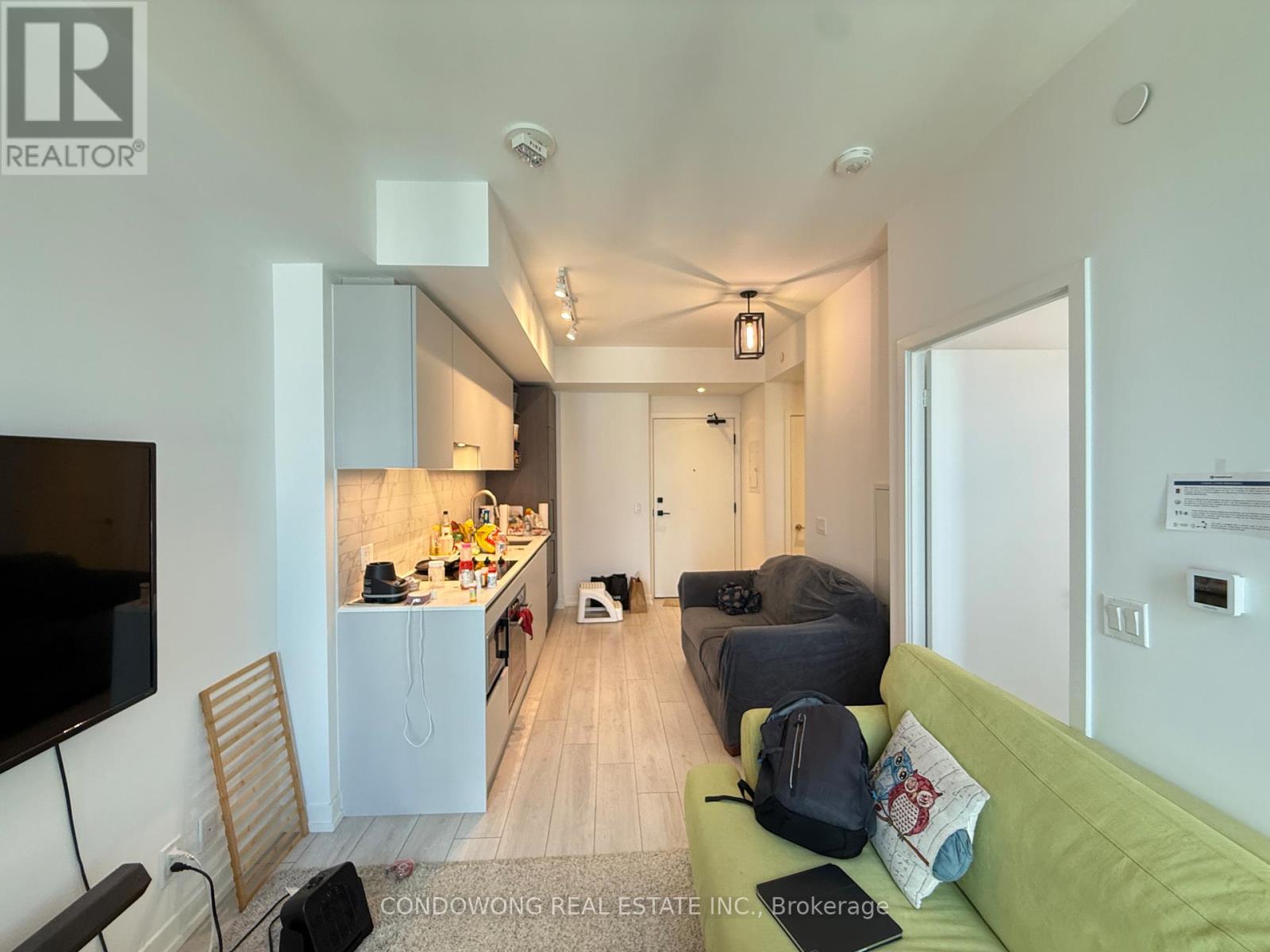 2207 - 55 Mercer Street, Toronto, Ontario  M5V 0W4 - Photo 6 - C12452625