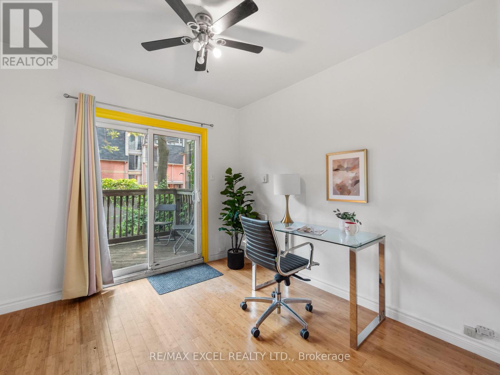 Main - 137 Gerrard Street E, Toronto, Ontario  M5A 2E3 - Photo 15 - C12452632