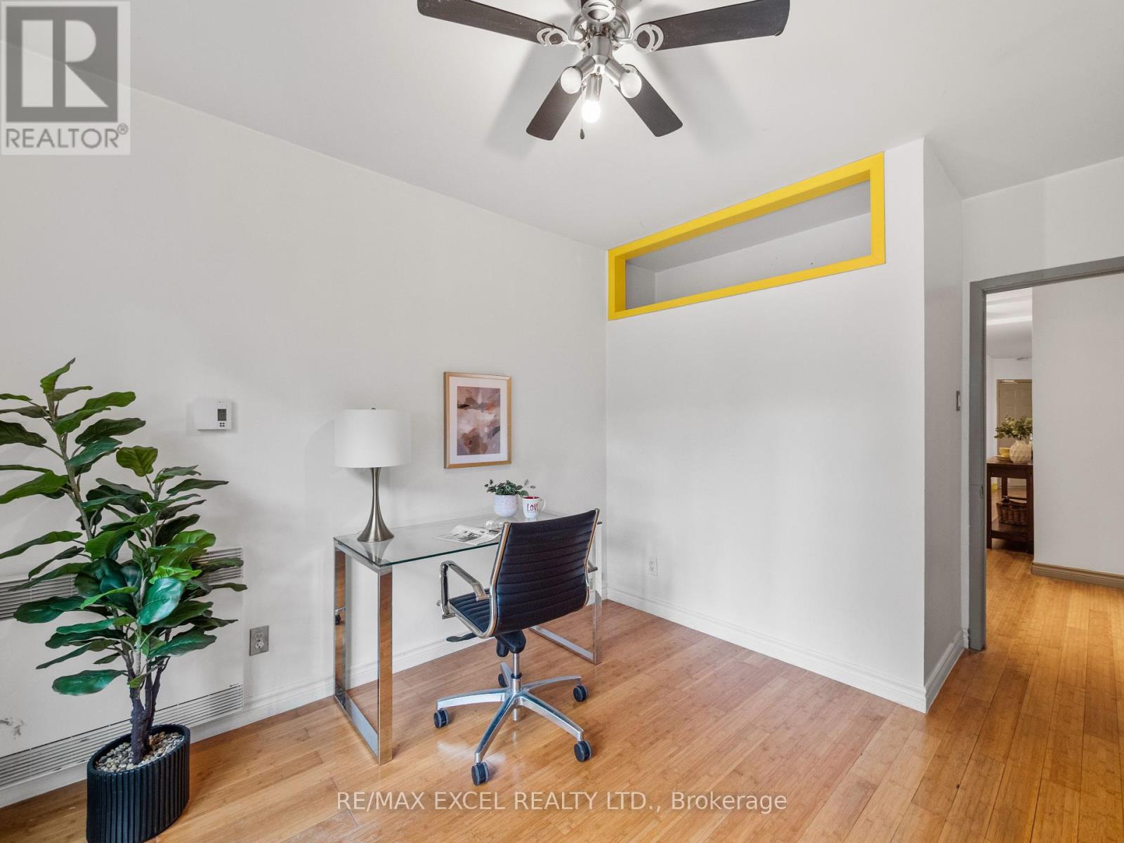 Main - 137 Gerrard Street E, Toronto, Ontario  M5A 2E3 - Photo 17 - C12452632