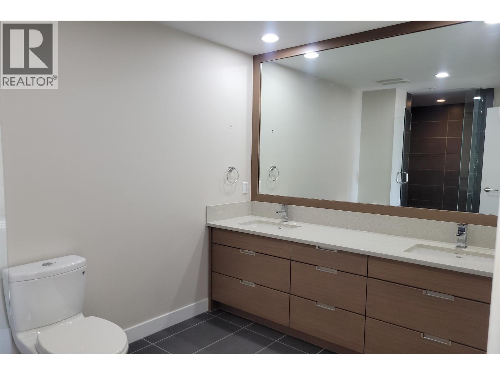 2302 2077 Rosser Avenue, Burnaby, British Columbia  V5C 0G6 - Photo 8 - R3012458
