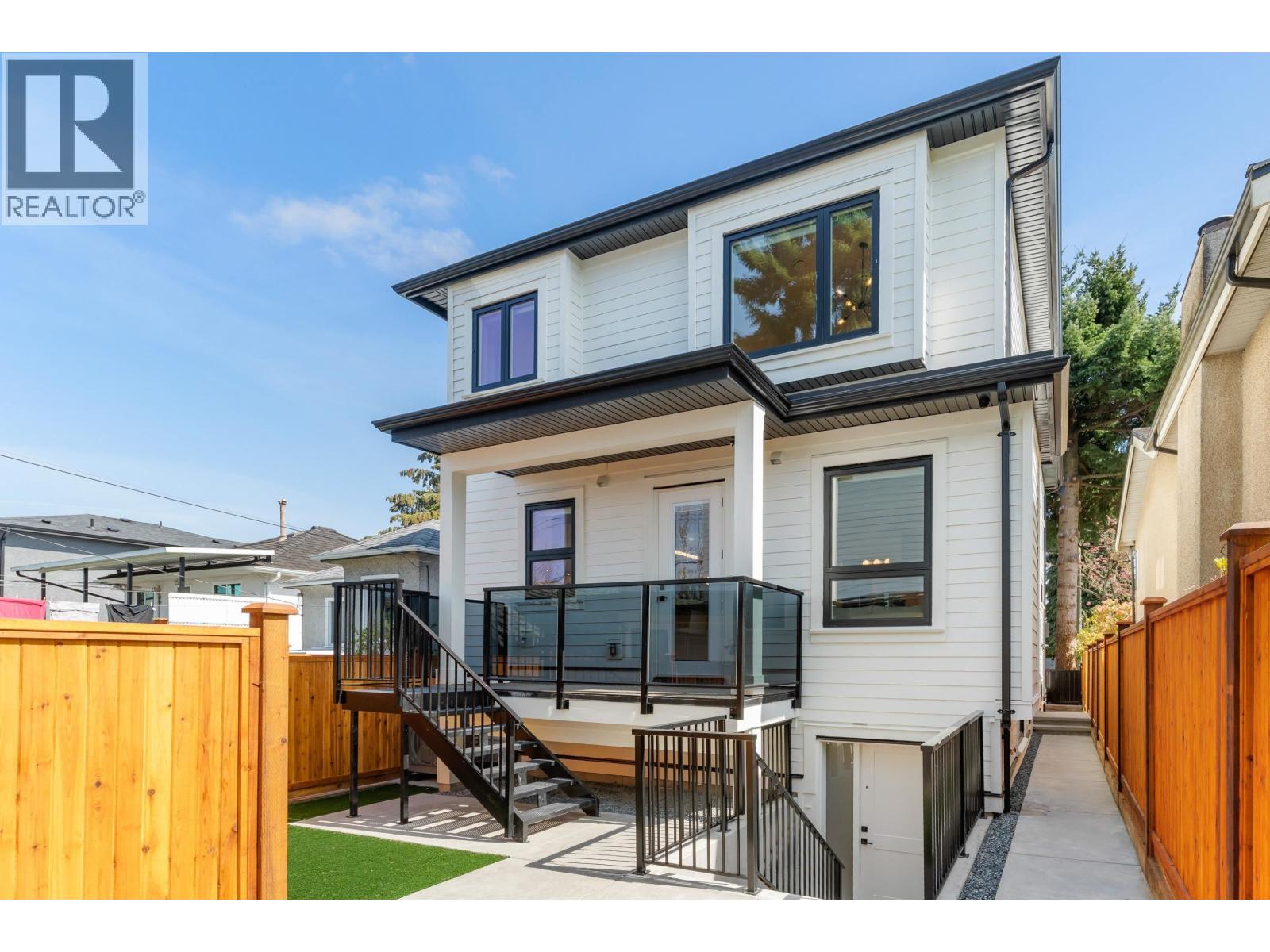 2 1243 Nootka Street, Vancouver, British Columbia  V5K 4E6 - Photo 4 - R3056708