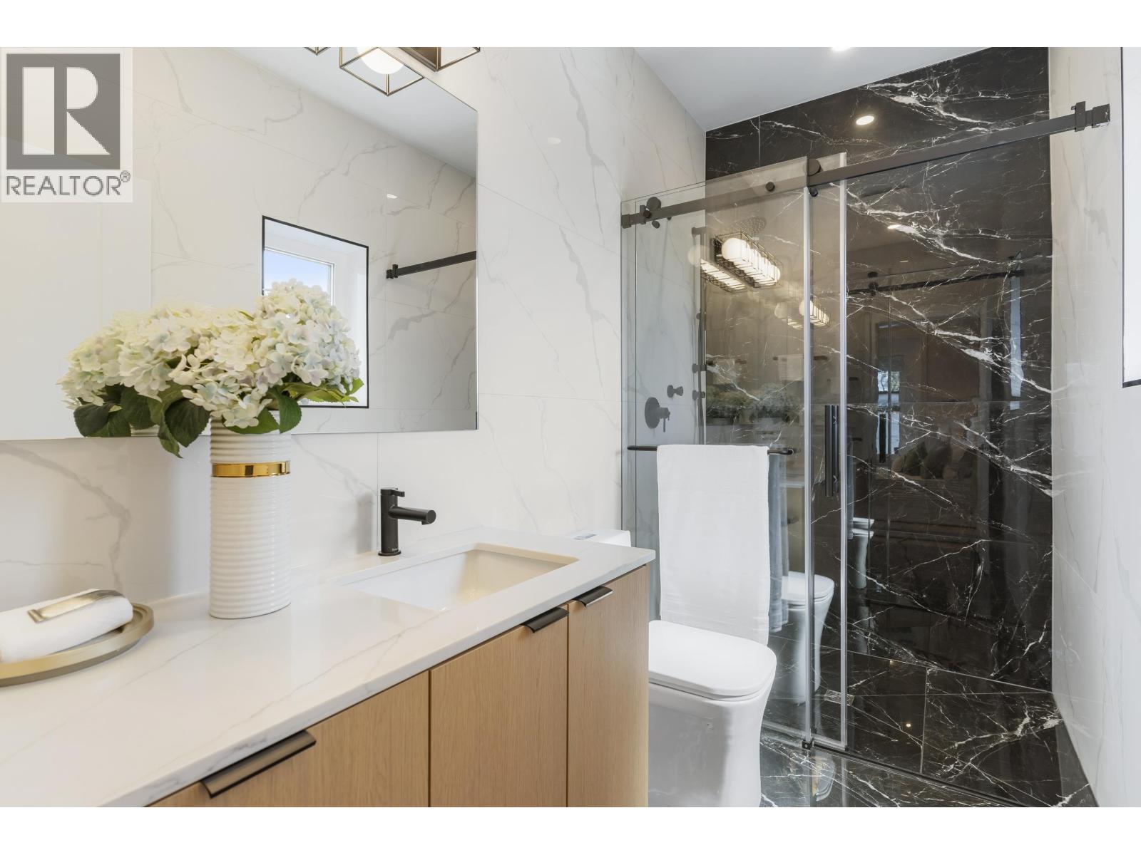 2 1243 Nootka Street, Vancouver, British Columbia  V5K 4E6 - Photo 25 - R3056708