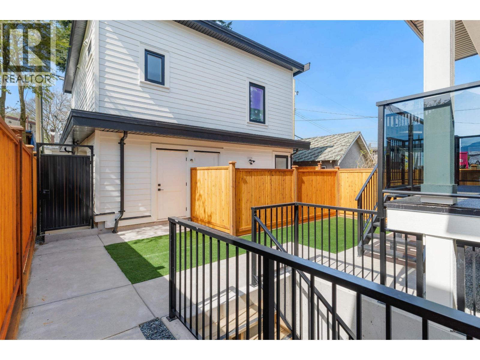 2 1243 Nootka Street, Vancouver, British Columbia  V5K 4E6 - Photo 7 - R3056708