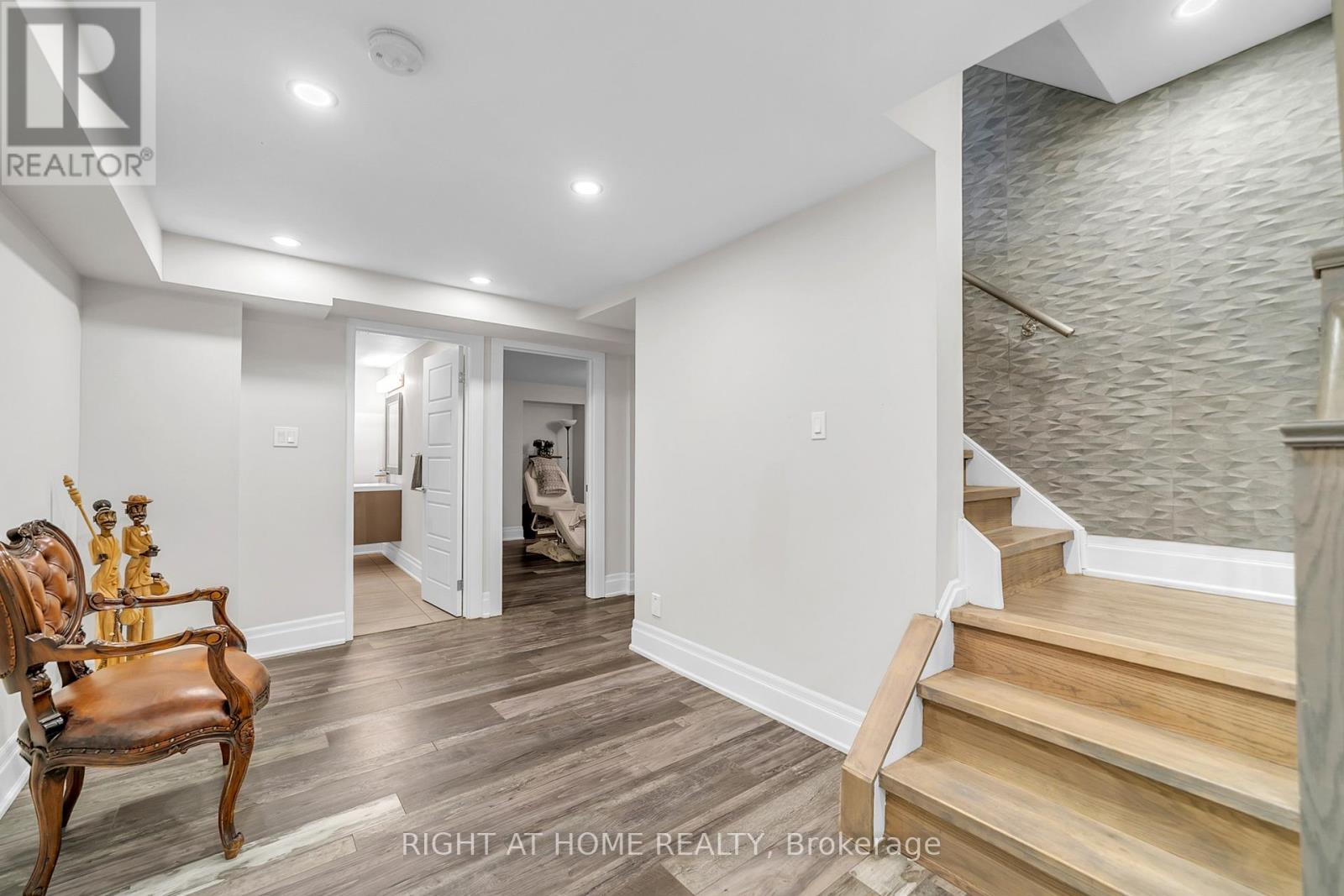 234 Hemlock Drive, Whitchurch-Stouffville, Ontario  L4A 5A5 - Photo 35 - N12452595