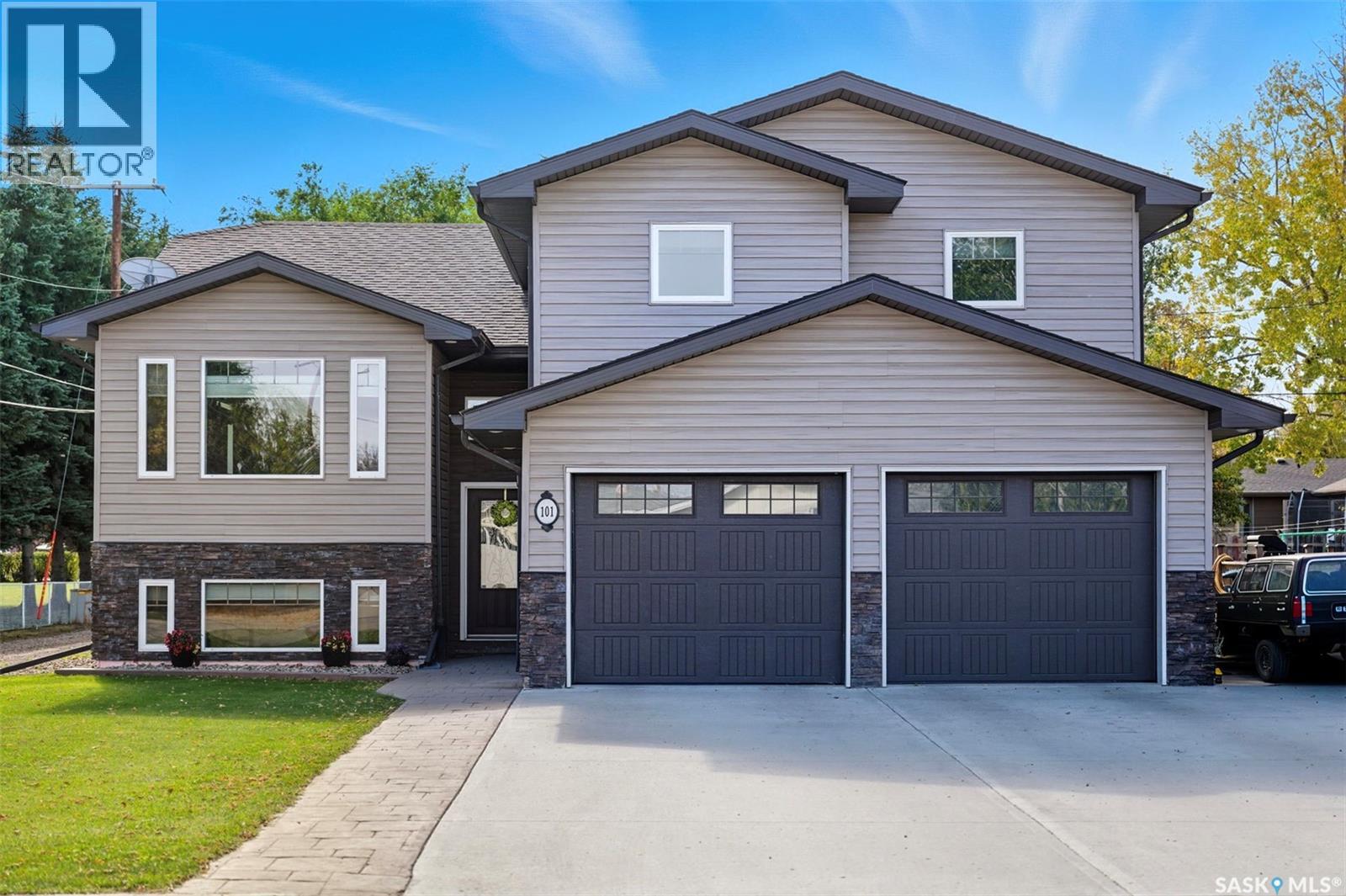 101 6th AVENUE W, watrous, Saskatchewan