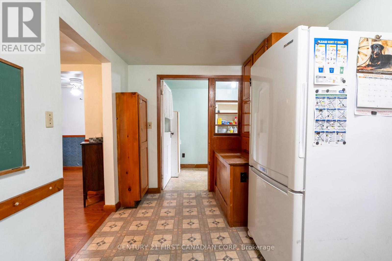 25 Langarth Street W, London South, Ontario  N6J 1P1 - Photo 14 - X12423795