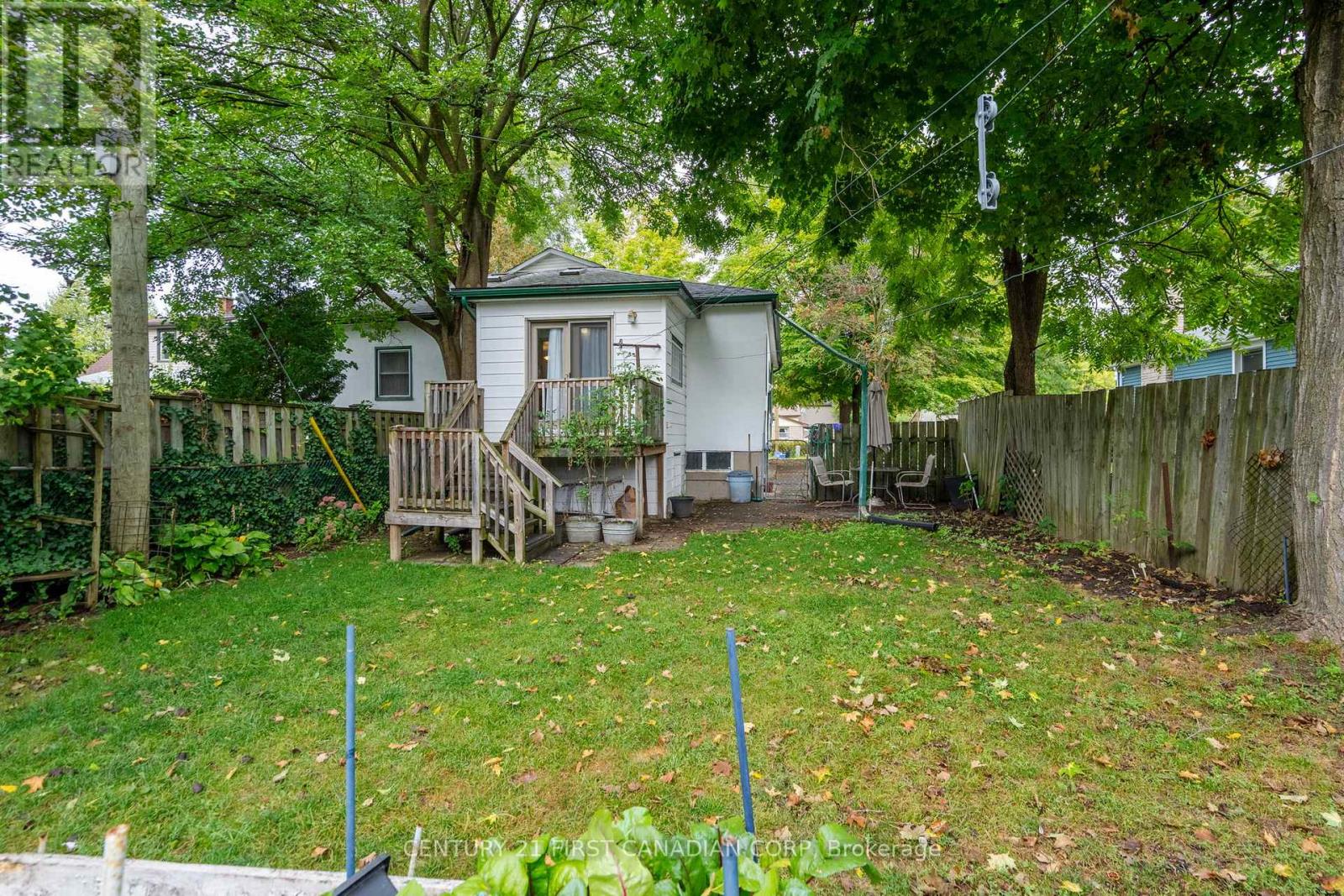 25 Langarth Street W, London South, Ontario  N6J 1P1 - Photo 30 - X12423795