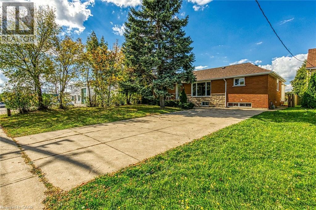 1008 Upper Wellington Street Unit# Upper Suite, Hamilton, Ontario  L9A 3S3 - Photo 2 - 40777646