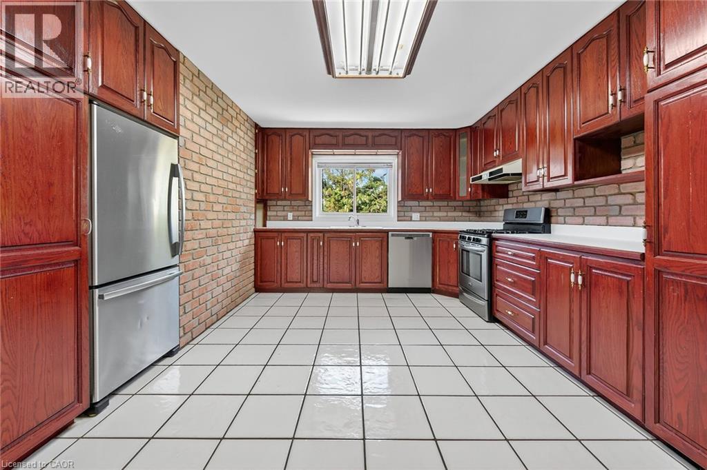 1008 Upper Wellington Street Unit# Upper Suite, Hamilton, Ontario  L9A 3S3 - Photo 6 - 40777646