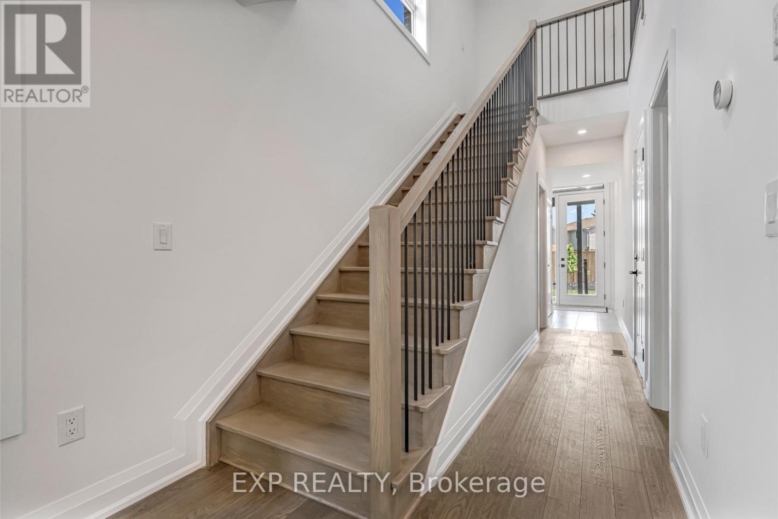 4 - 2154 Walkers Line, Burlington, Ontario  L7M 3R9 - Photo 8 - W12432855