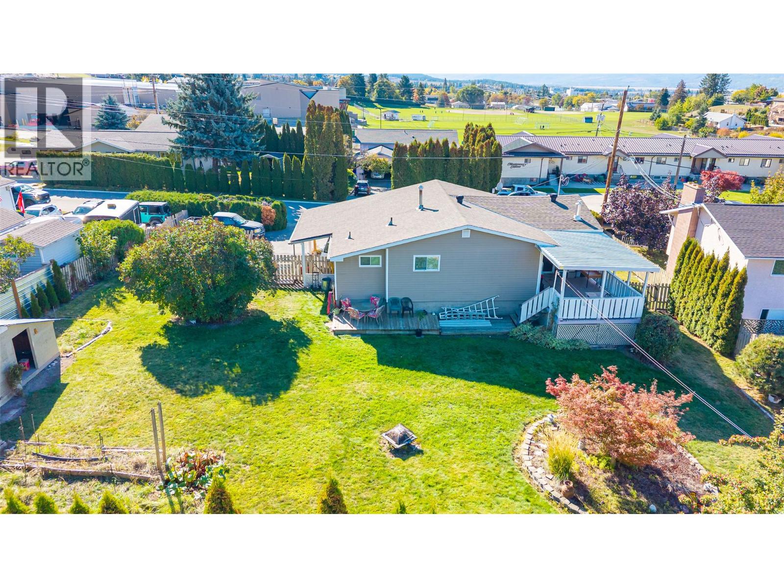 1832 Hurl Street, Creston, British Columbia  V0B 1G5 - Photo 4 - 10365402
