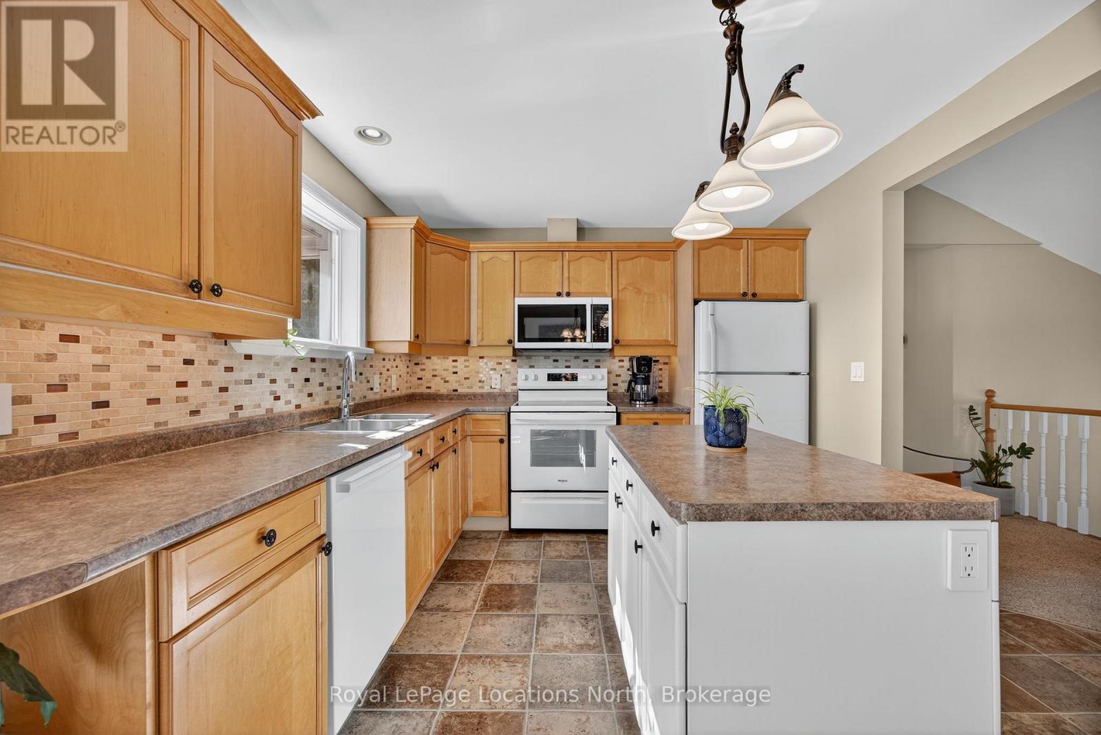 390 Sixth Street, Collingwood, Ontario  L9Y 1Z7 - Photo 10 - S12452639